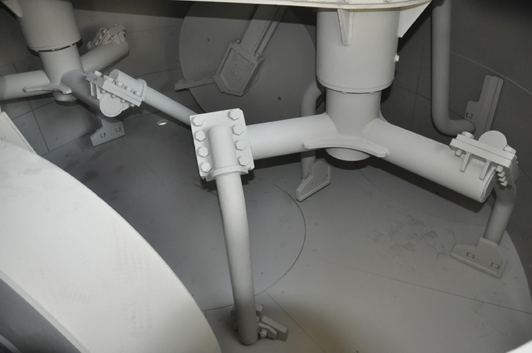 立轴行星式搅拌机